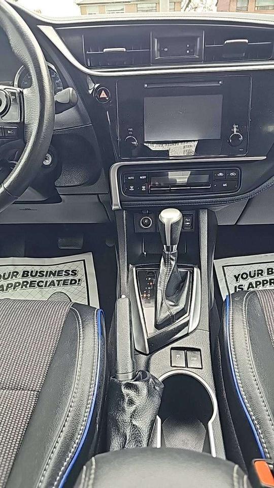 2018 Toyota Corolla SE Photo