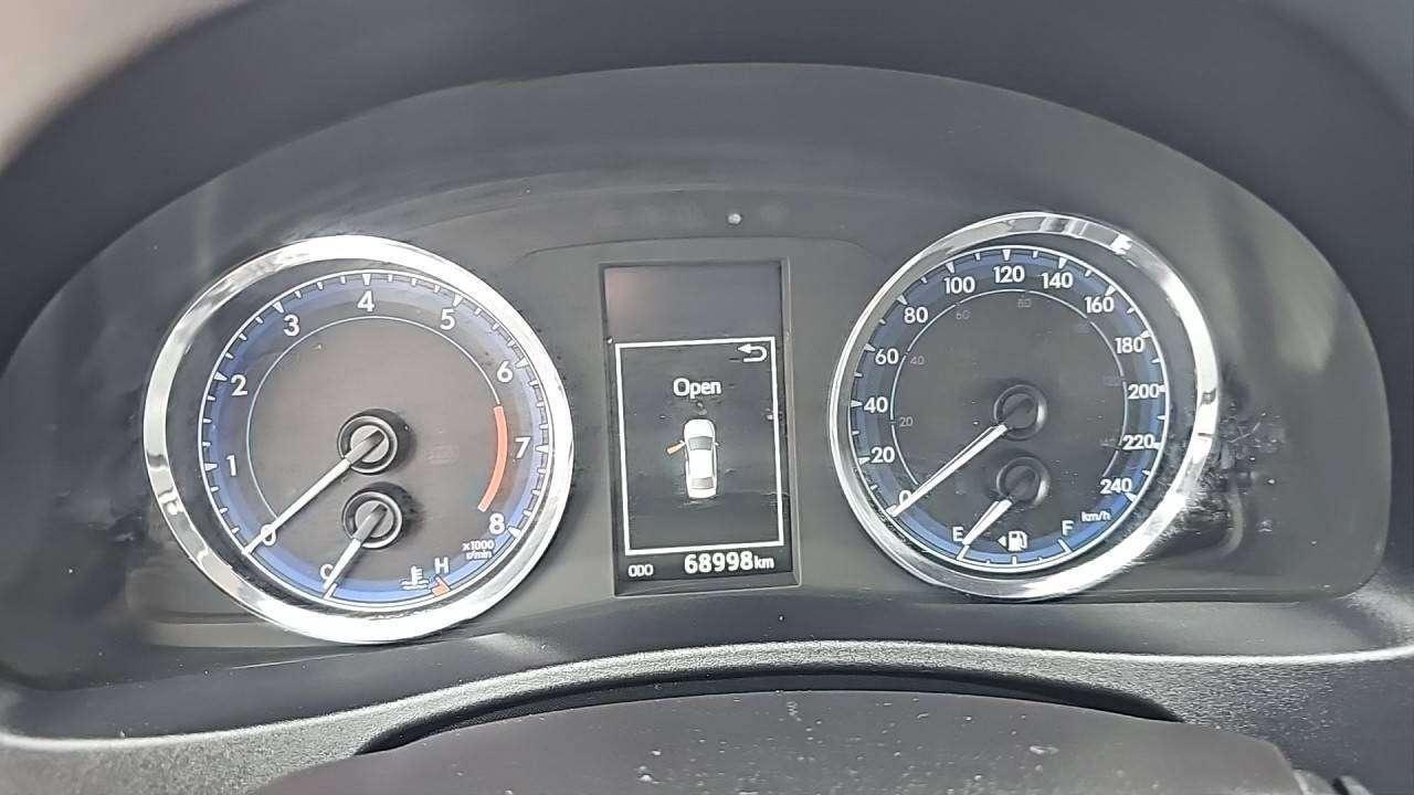 2018 Toyota Corolla SE Photo