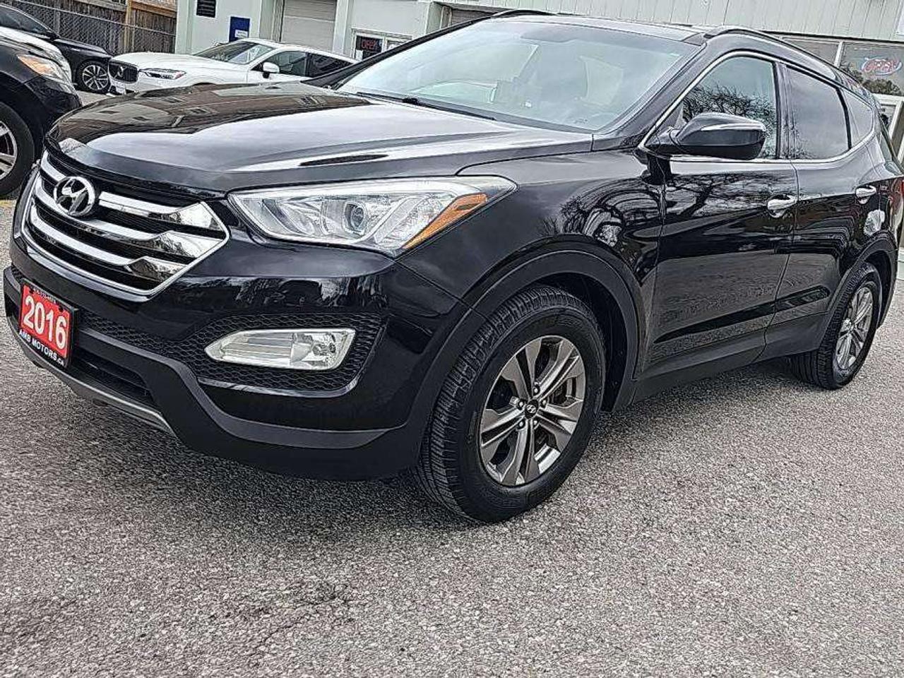 2016 Hyundai Santa Fe Luxury Photo