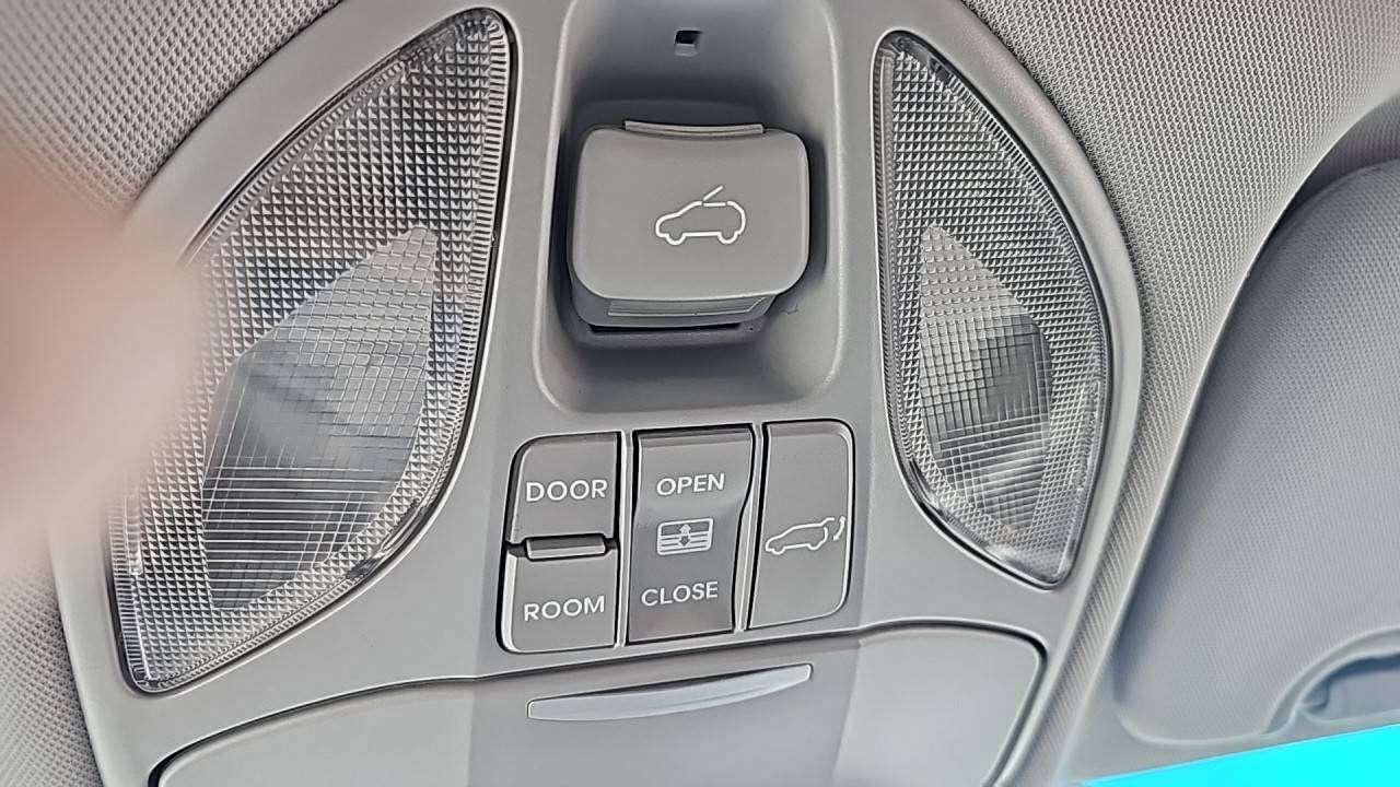 2016 Hyundai Santa Fe Luxury Photo