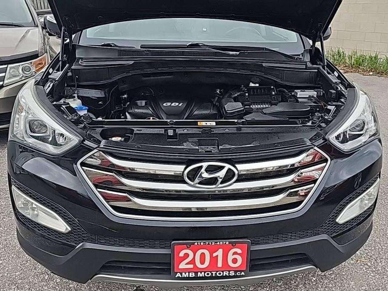 2016 Hyundai Santa Fe Luxury Photo