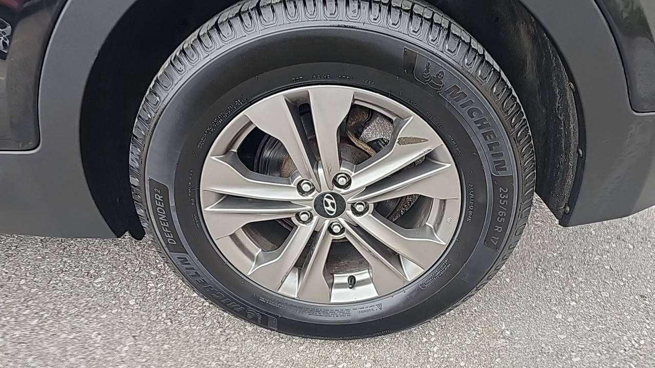 2016 Hyundai Santa Fe Luxury Photo