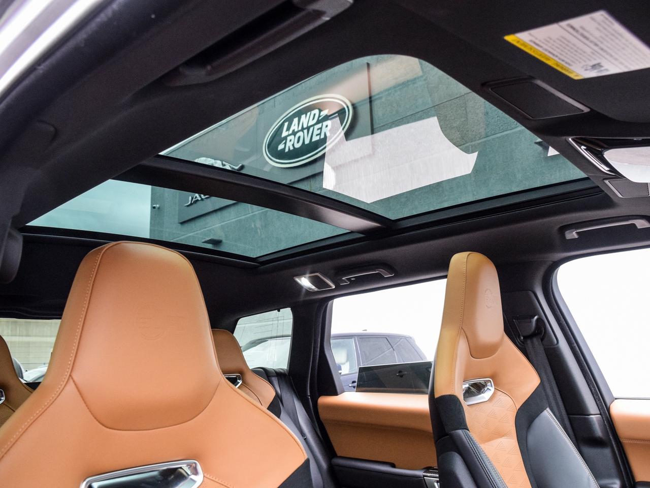 2022 Land Rover Range Rover Sport SVR Carbon Edition Photo