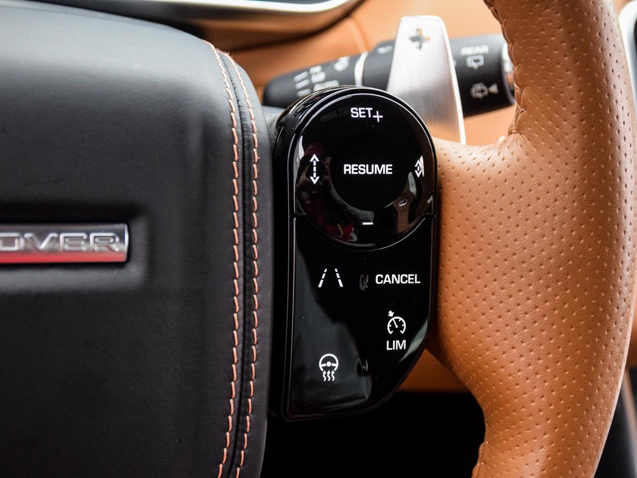 2022 Land Rover Range Rover Sport SVR Carbon Edition Photo
