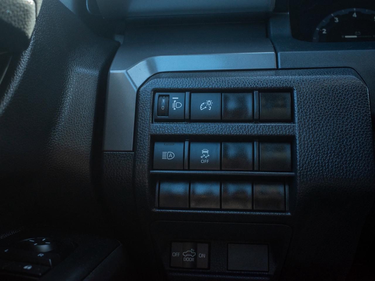 2024 Toyota Tacoma -  Lane Keeping Assist   228 Horsepower Photo