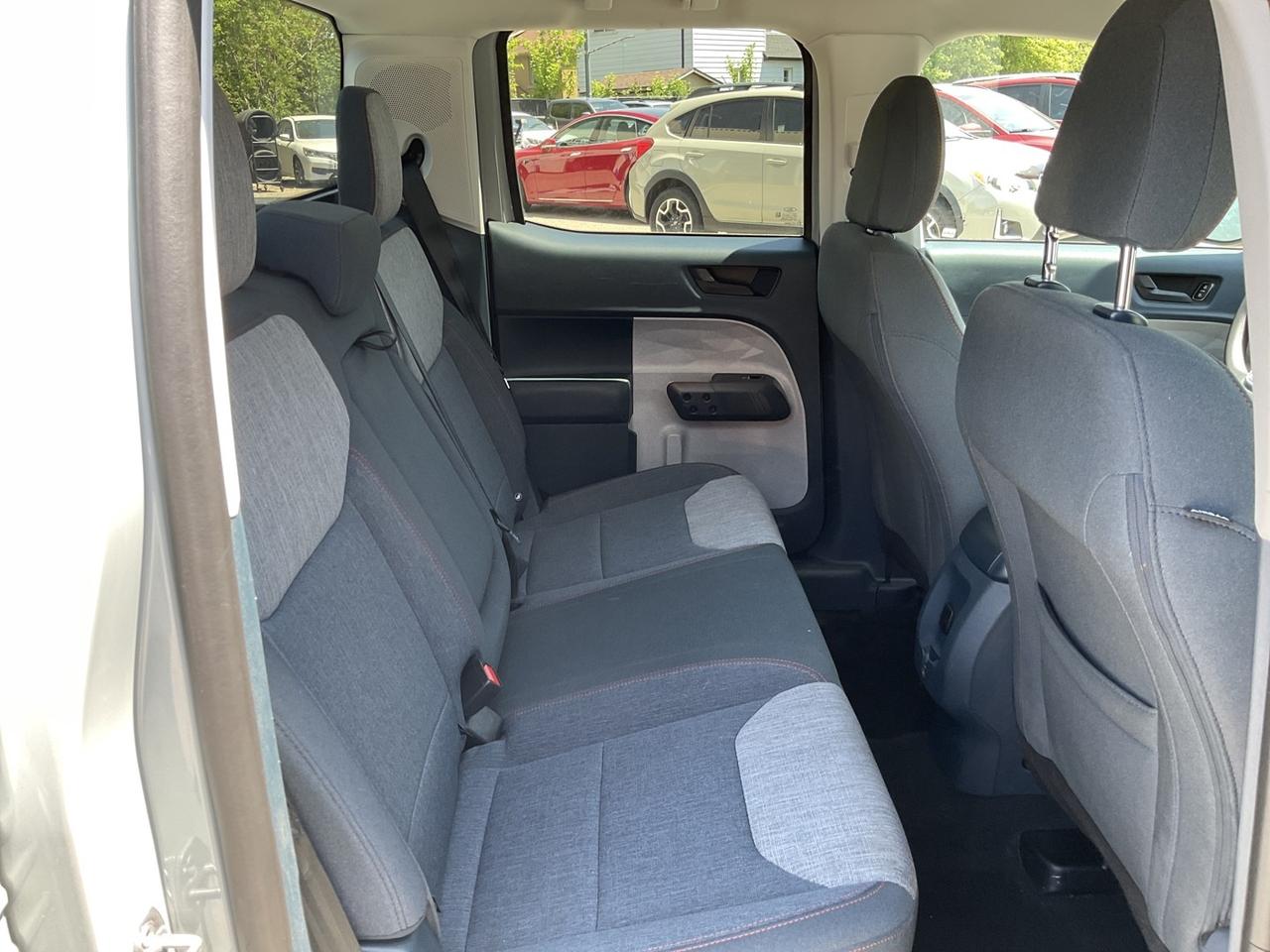 2022 Ford Maverick XLT - HYBRID! ALLOYS! BACK-UP CAM! CAR PLAY! Photo