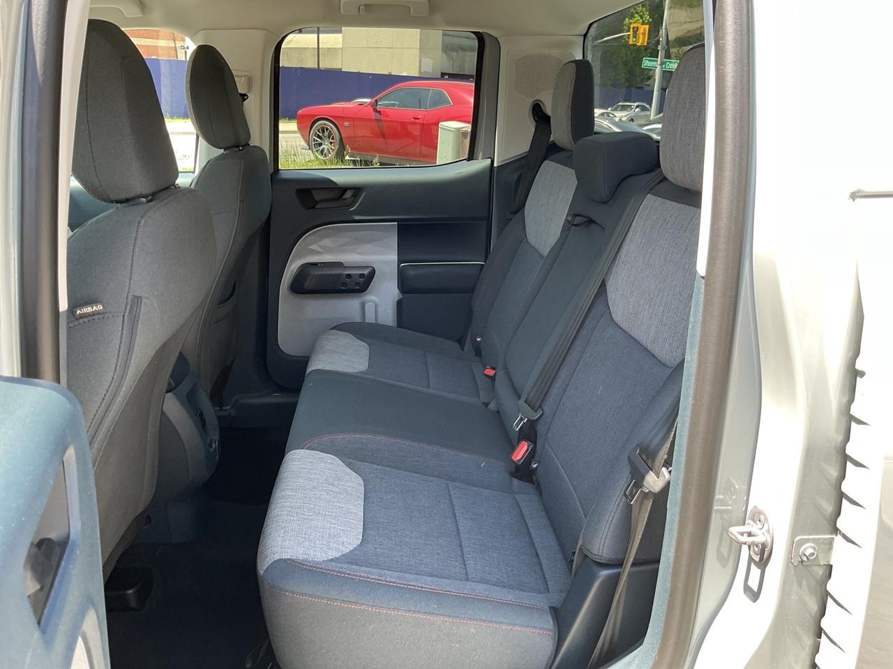 2022 Ford Maverick XLT - HYBRID! ALLOYS! BACK-UP CAM! CAR PLAY! Photo