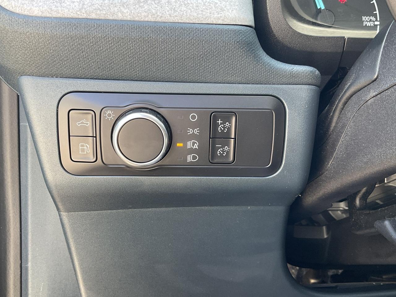 2022 Ford Maverick XLT - HYBRID! ALLOYS! BACK-UP CAM! CAR PLAY! Photo