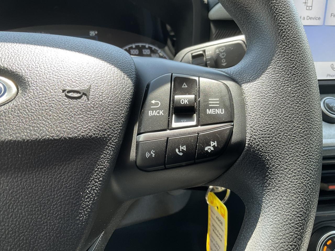 2022 Ford Maverick XLT - HYBRID! ALLOYS! BACK-UP CAM! CAR PLAY! Photo