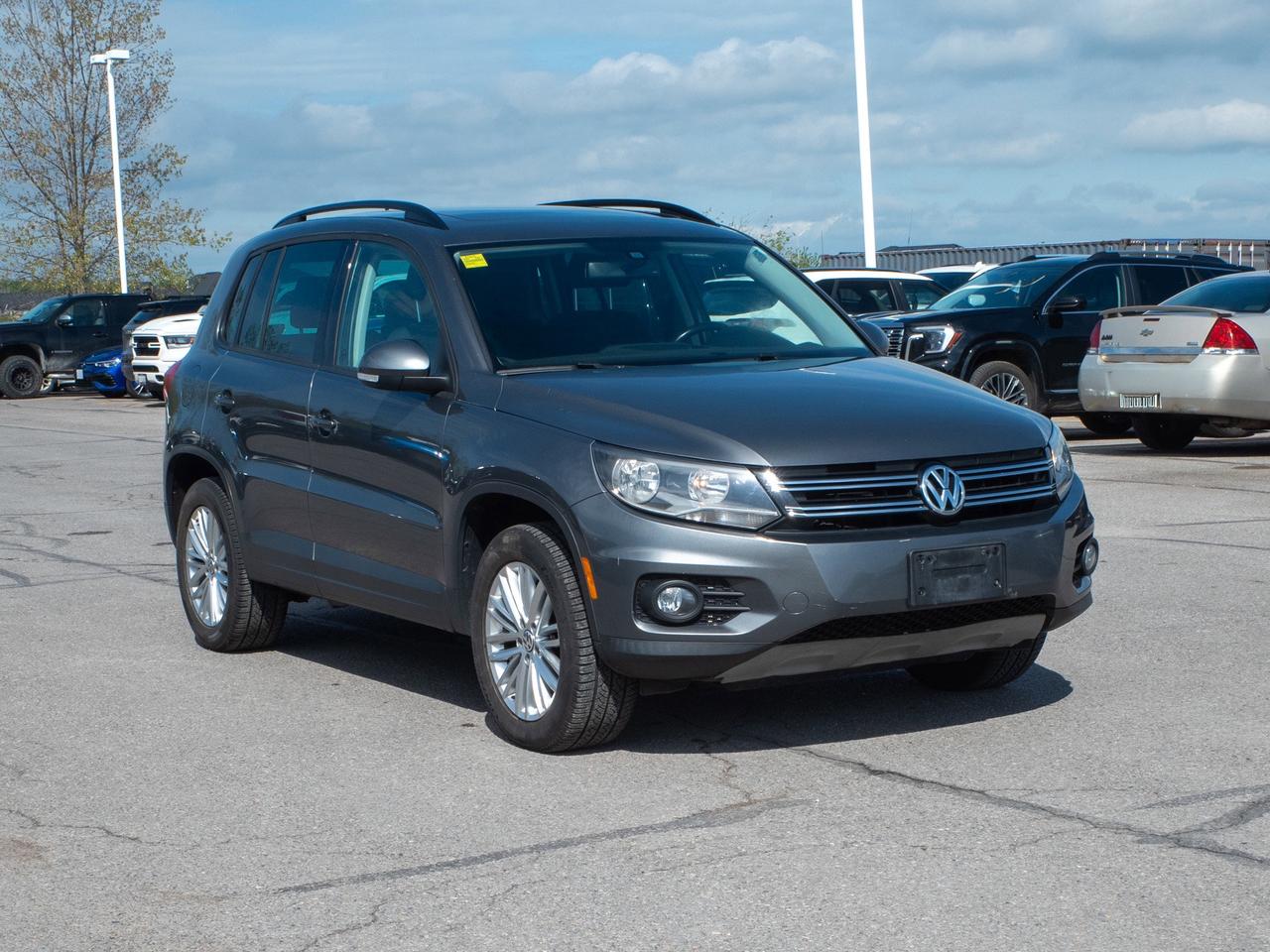 2016 Volkswagen Tiguan - Leather Steering   Heated Front Seat Photo