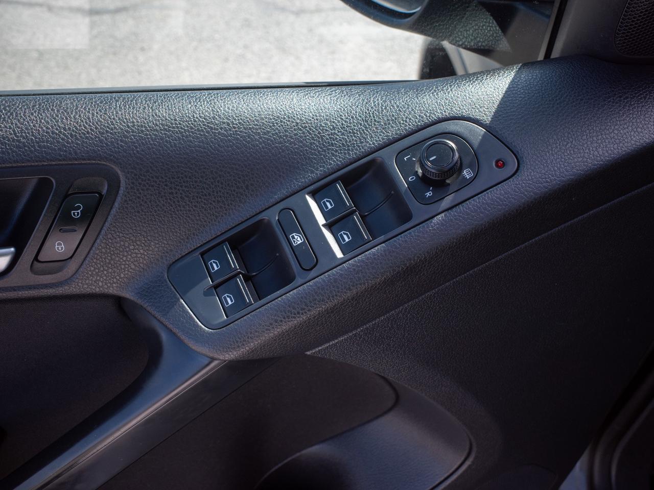 2016 Volkswagen Tiguan - Leather Steering   Heated Front Seat Photo