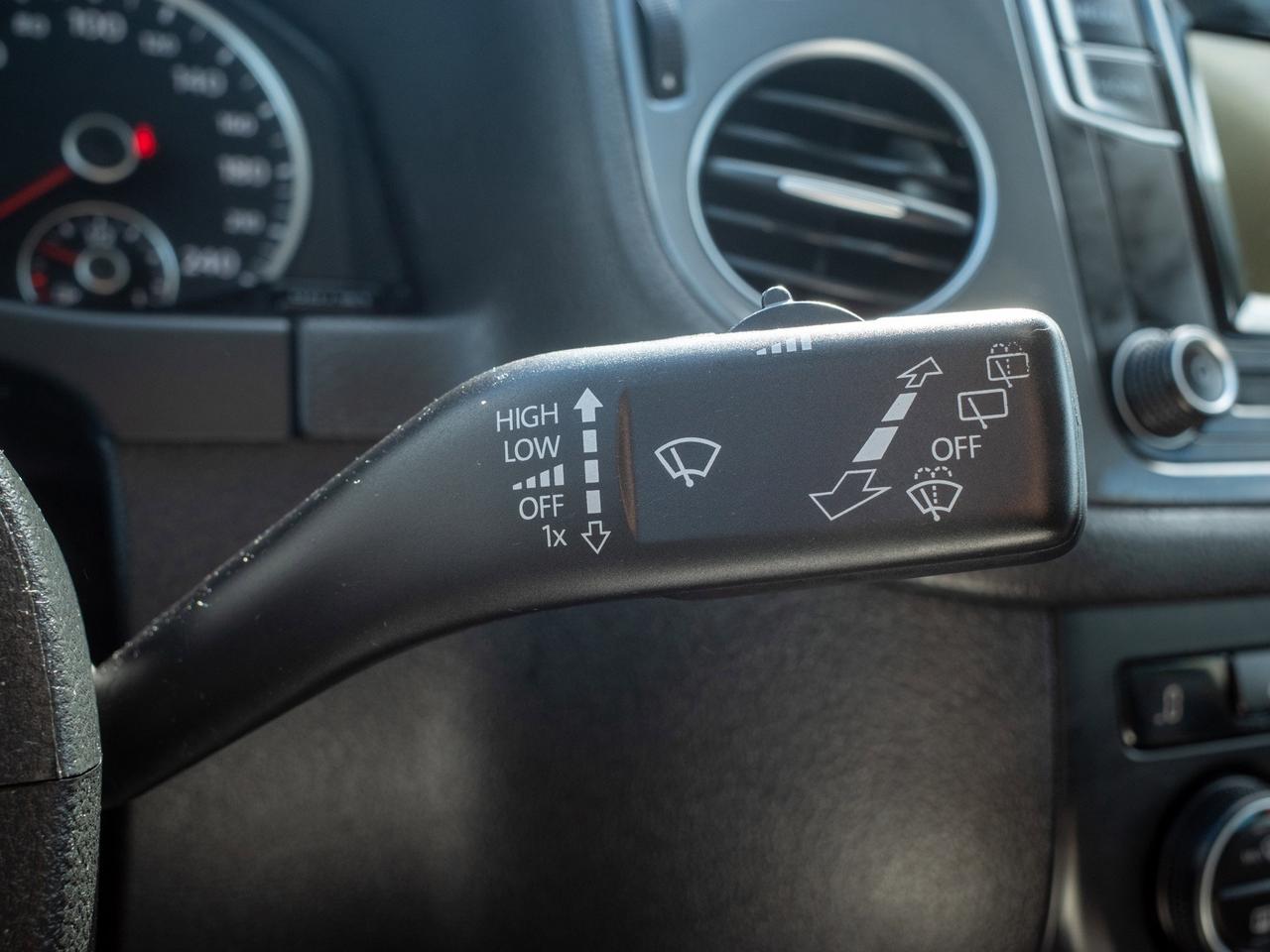 2016 Volkswagen Tiguan - Leather Steering   Heated Front Seat Photo