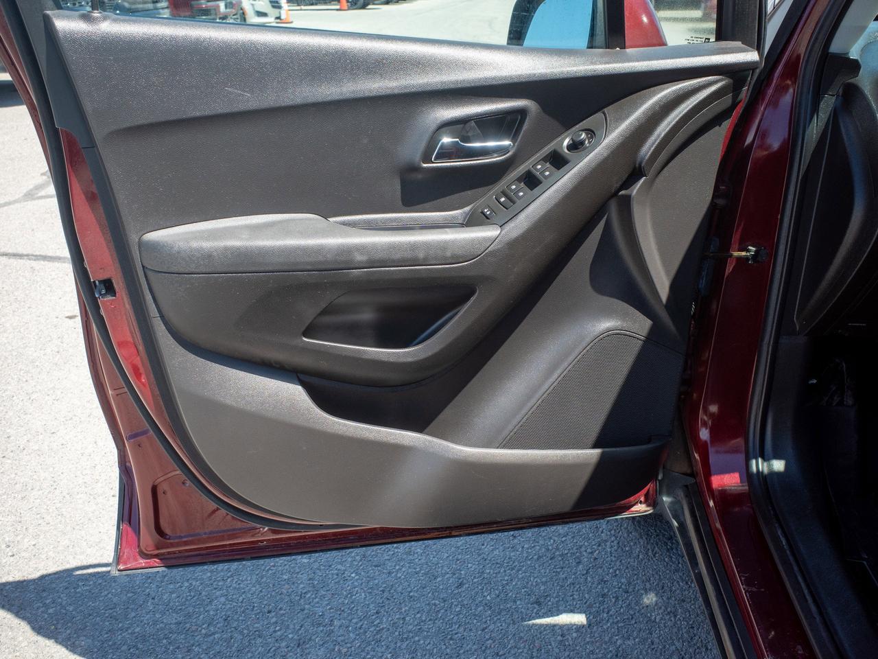 2016 Chevrolet Trax LT - Keyless Entry   WiFi Hotspot Photo