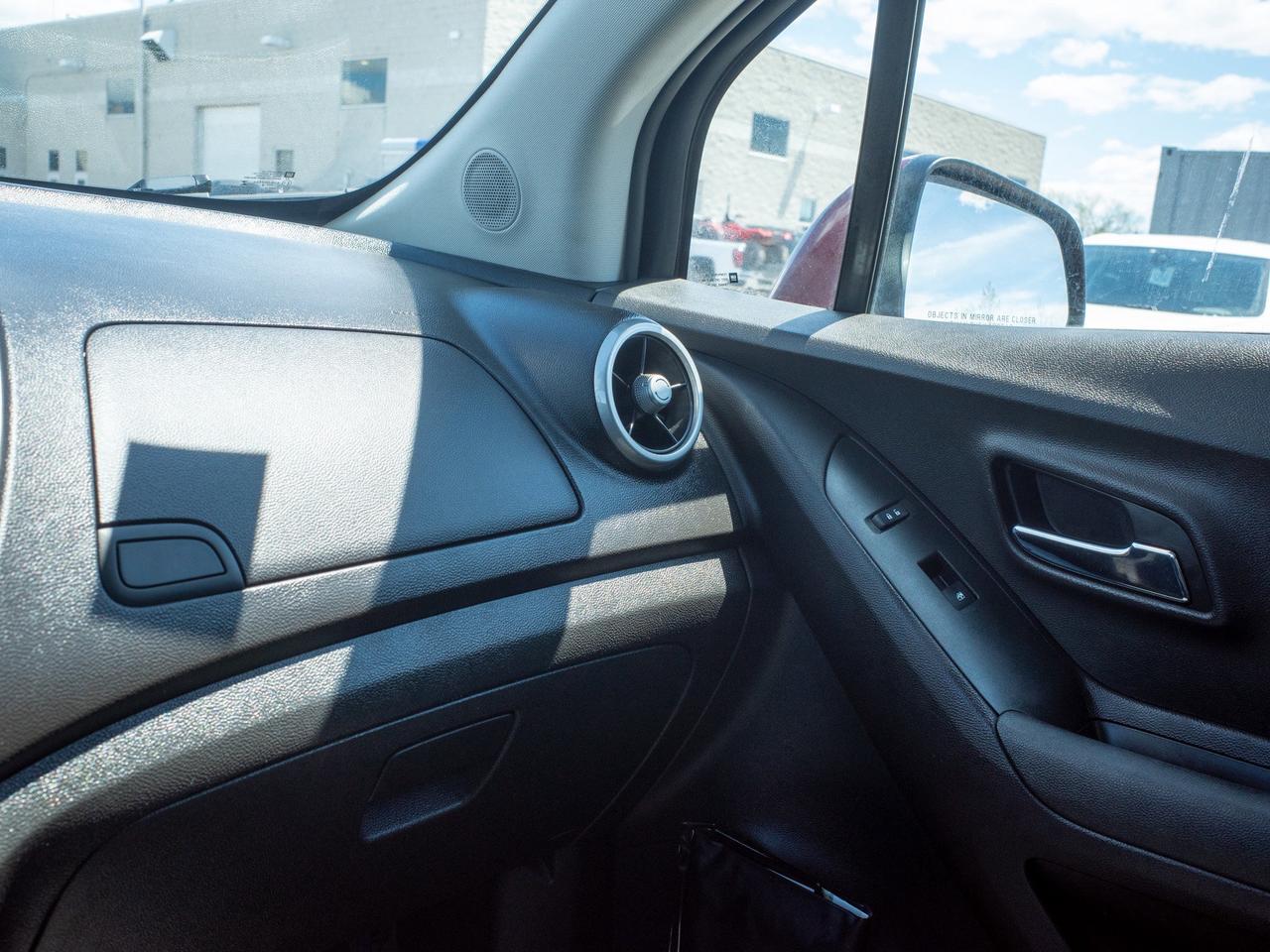 2016 Chevrolet Trax LT - Keyless Entry   WiFi Hotspot Photo