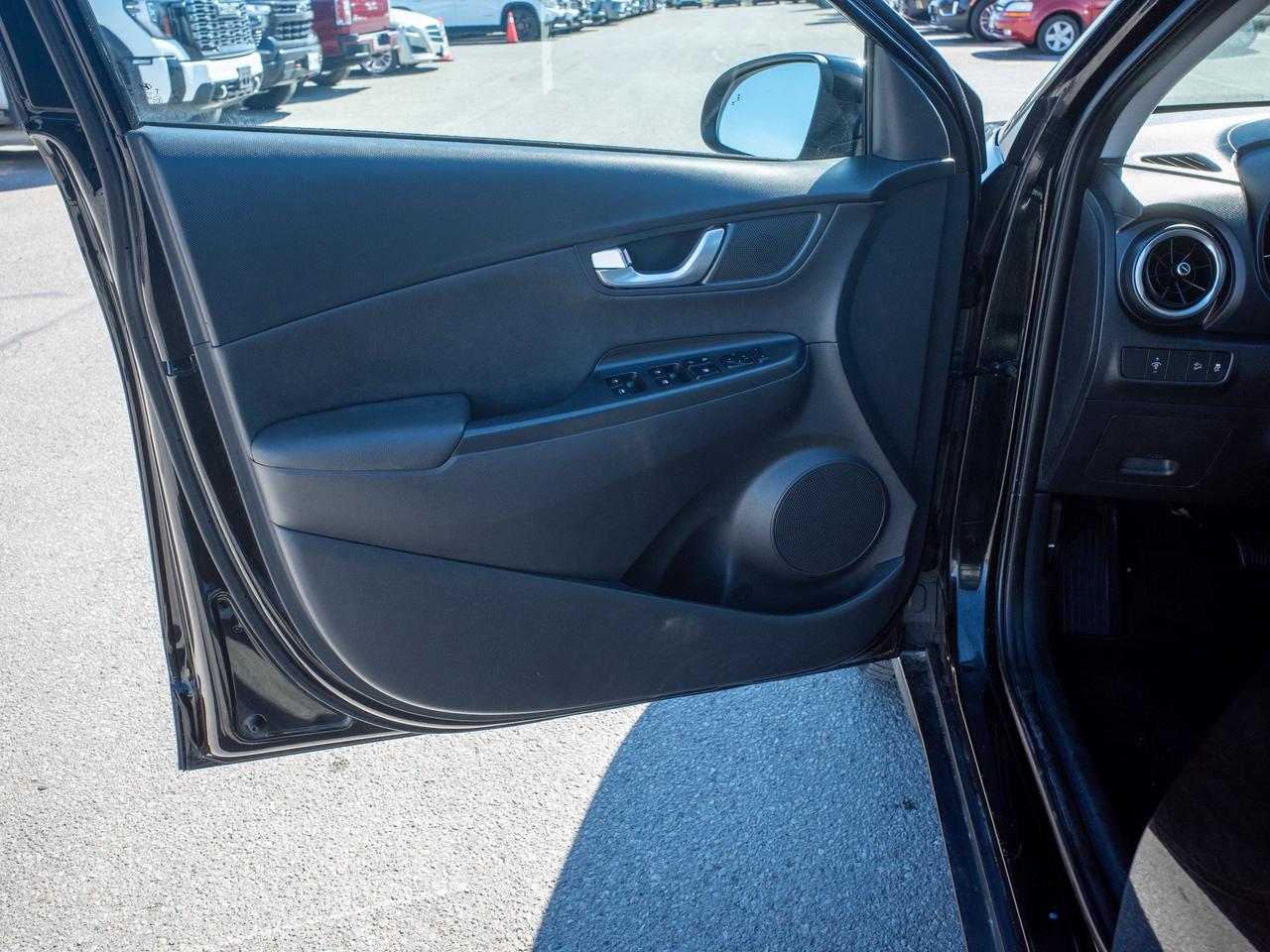 2022 Hyundai KONA Preferred - Remote Engine Start   Sun/Moonroof Photo