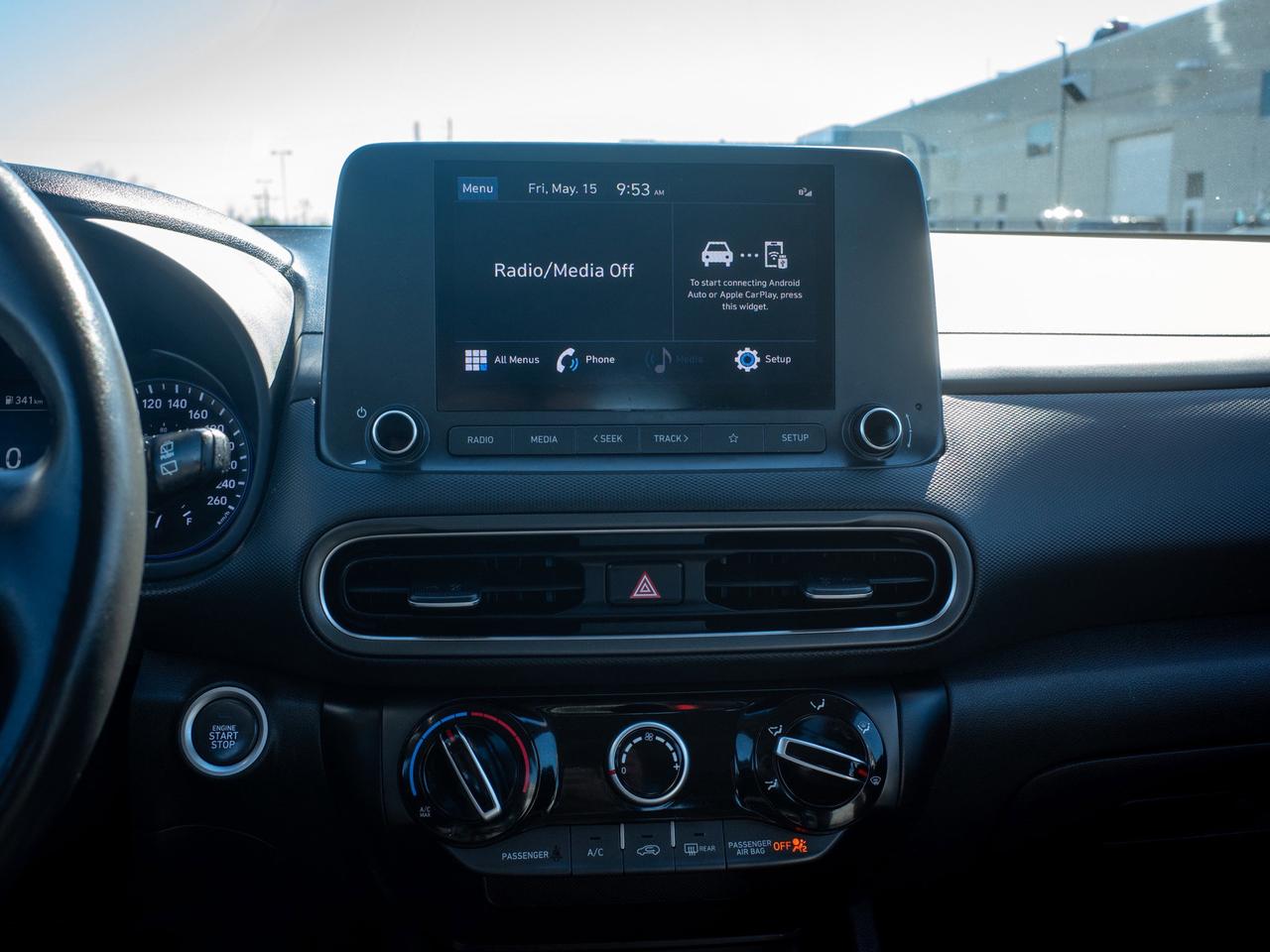 2022 Hyundai KONA Preferred - Remote Engine Start   Sun/Moonroof Photo