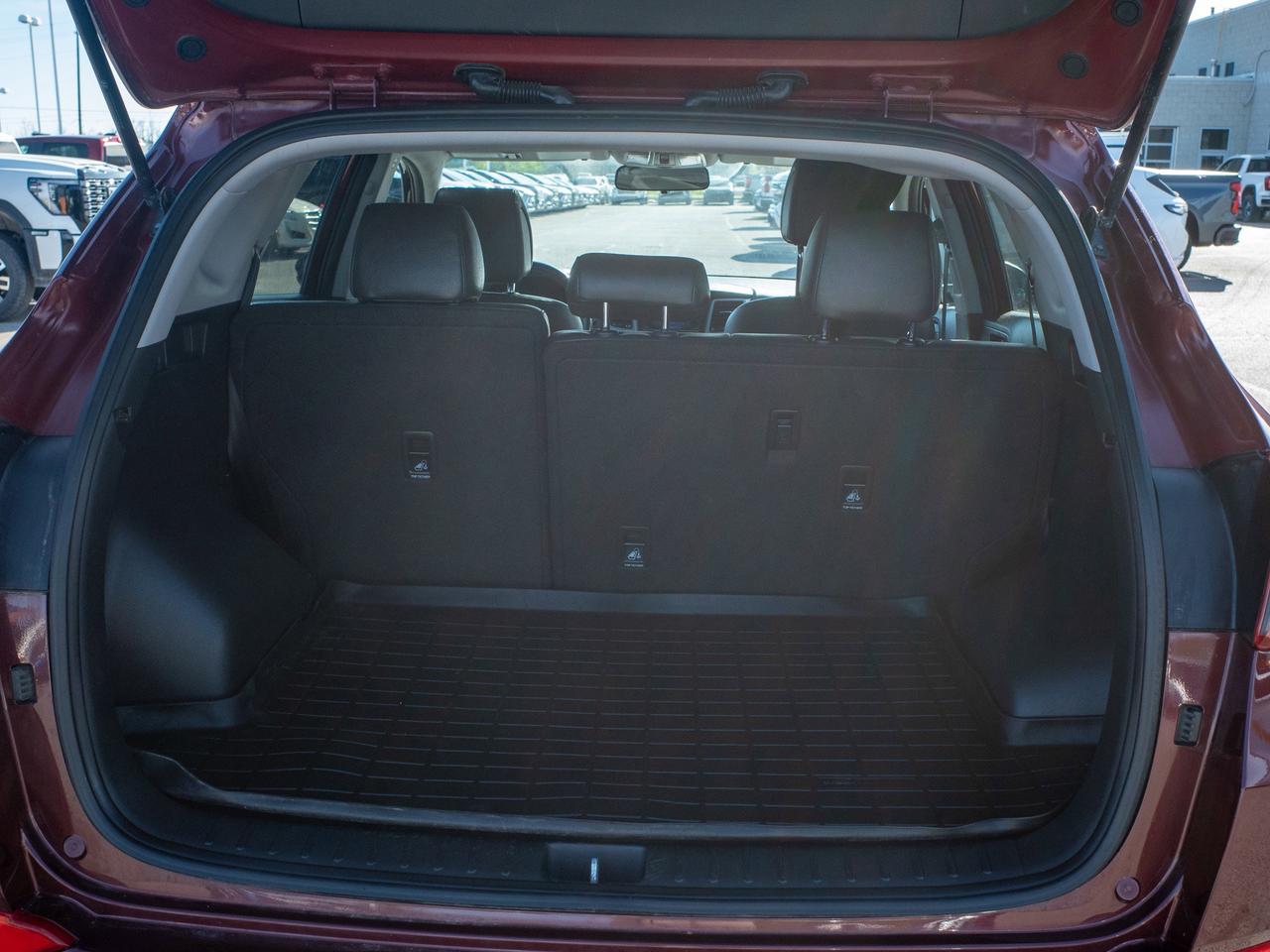 2017 Hyundai Tucson SE - Sun/Moonroof   Adjustable Lumbar Photo