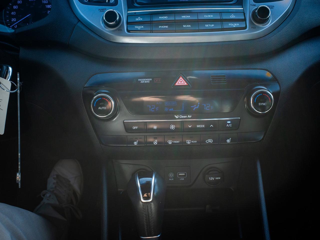 2017 Hyundai Tucson SE - Sun/Moonroof   Adjustable Lumbar Photo