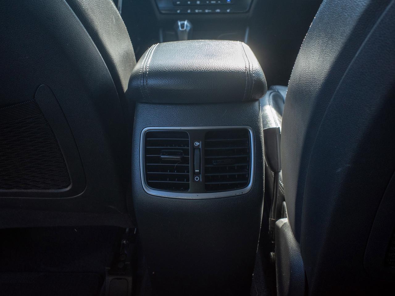2017 Hyundai Tucson SE - Sun/Moonroof   Adjustable Lumbar Photo