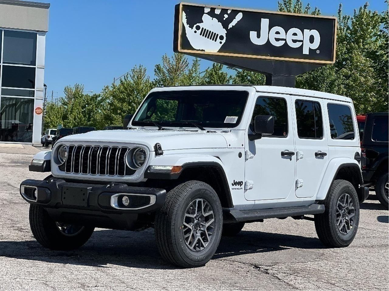 2025 Jeep Wrangler Sahara w/SkyPower Top, Technology, Safety, Steps Photo0