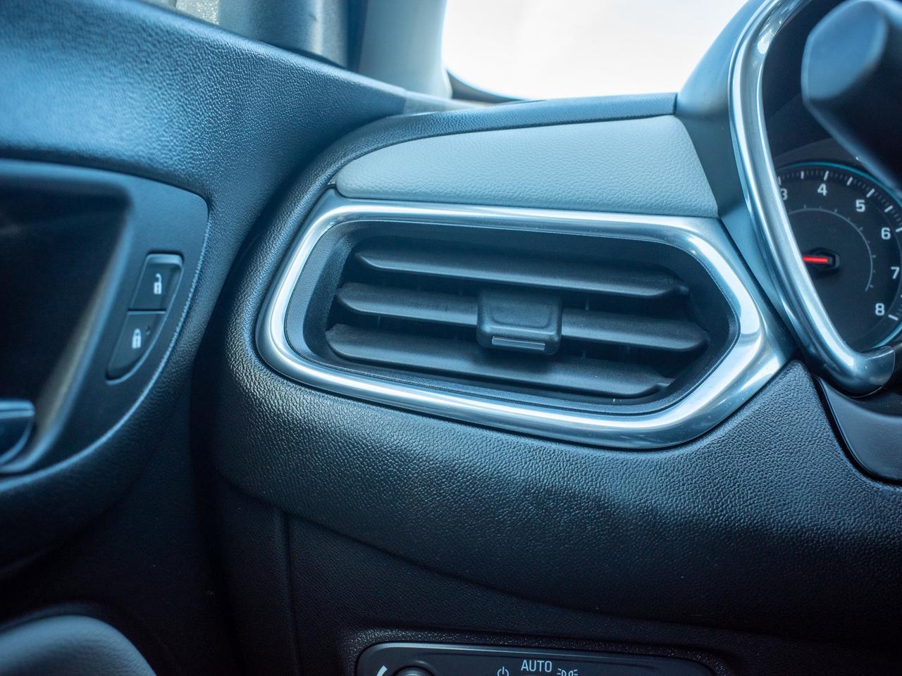 2022 Chevrolet Equinox LT - Power Driver Seat   WiFi Hotspot Photo