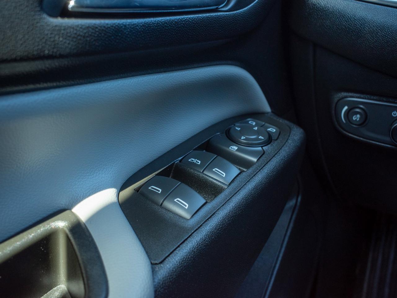 2022 Chevrolet Equinox LT - Power Driver Seat   WiFi Hotspot Photo