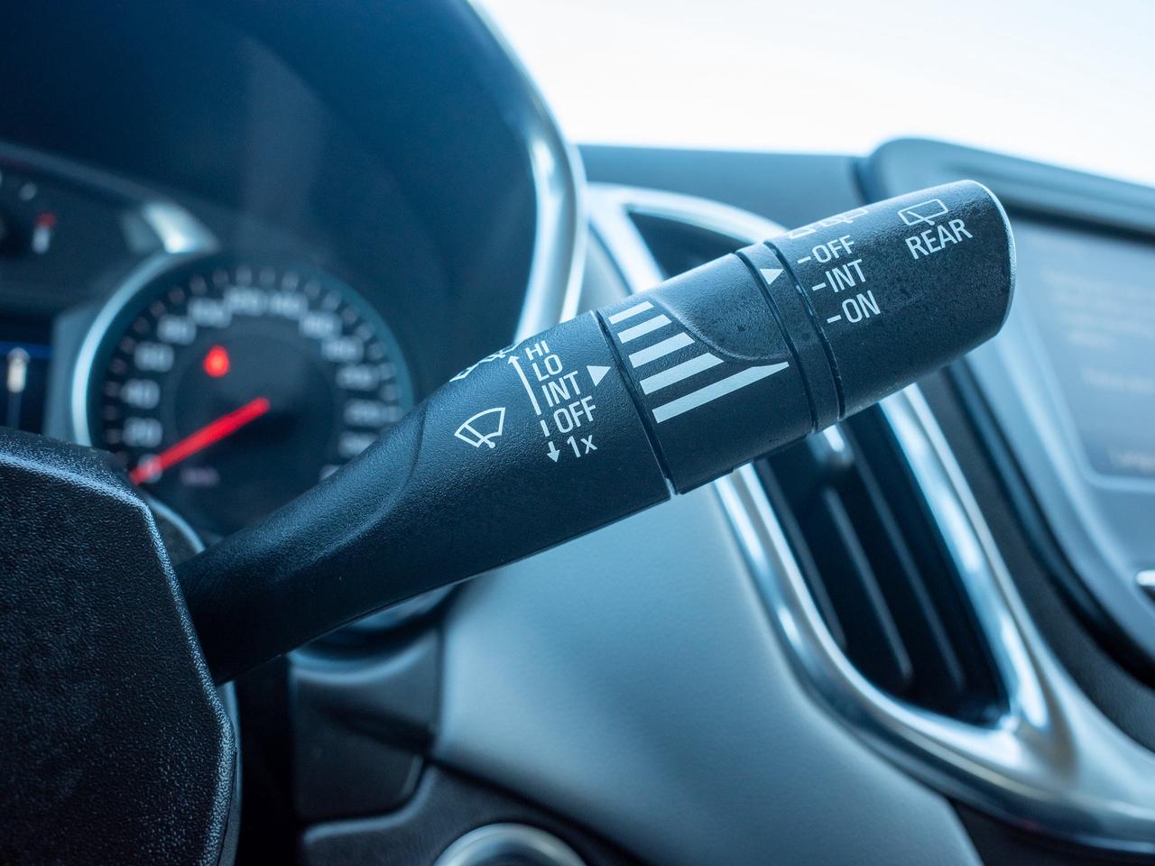 2022 Chevrolet Equinox LT - Power Driver Seat   WiFi Hotspot Photo