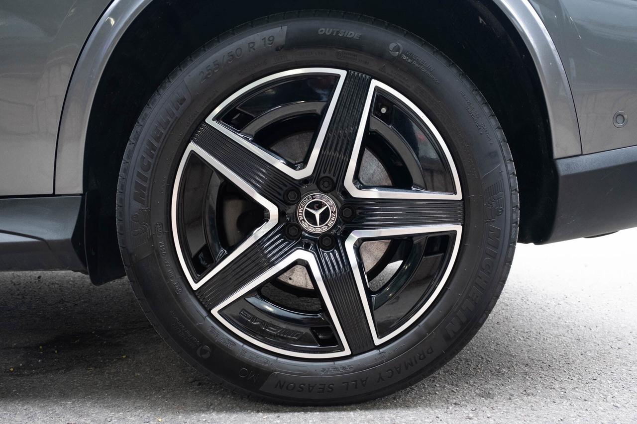 2023 Mercedes-Benz GLC-Class GLC300 4MATIC Photo