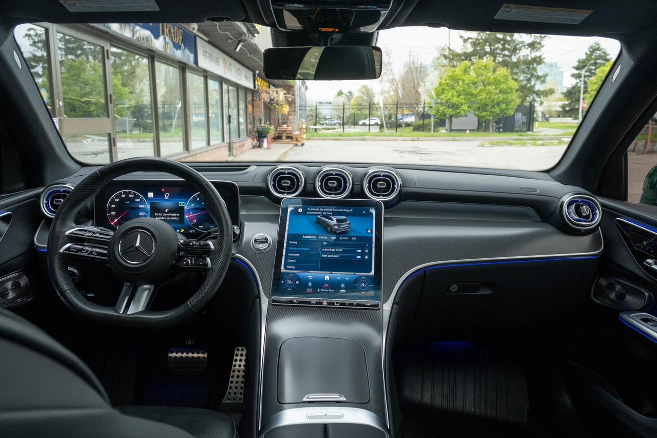 2023 Mercedes-Benz GLC-Class GLC300 4MATIC Photo