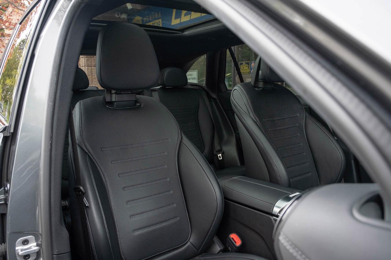 2023 Mercedes-Benz GLC-Class GLC300 4MATIC Photo