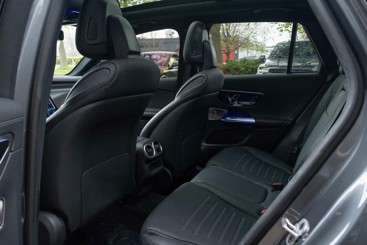 2023 Mercedes-Benz GLC-Class GLC300 4MATIC Photo