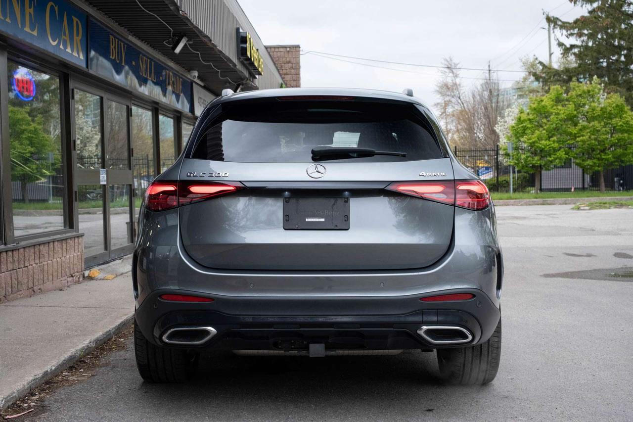 2023 Mercedes-Benz GLC GLC300 4MATIC Photo4