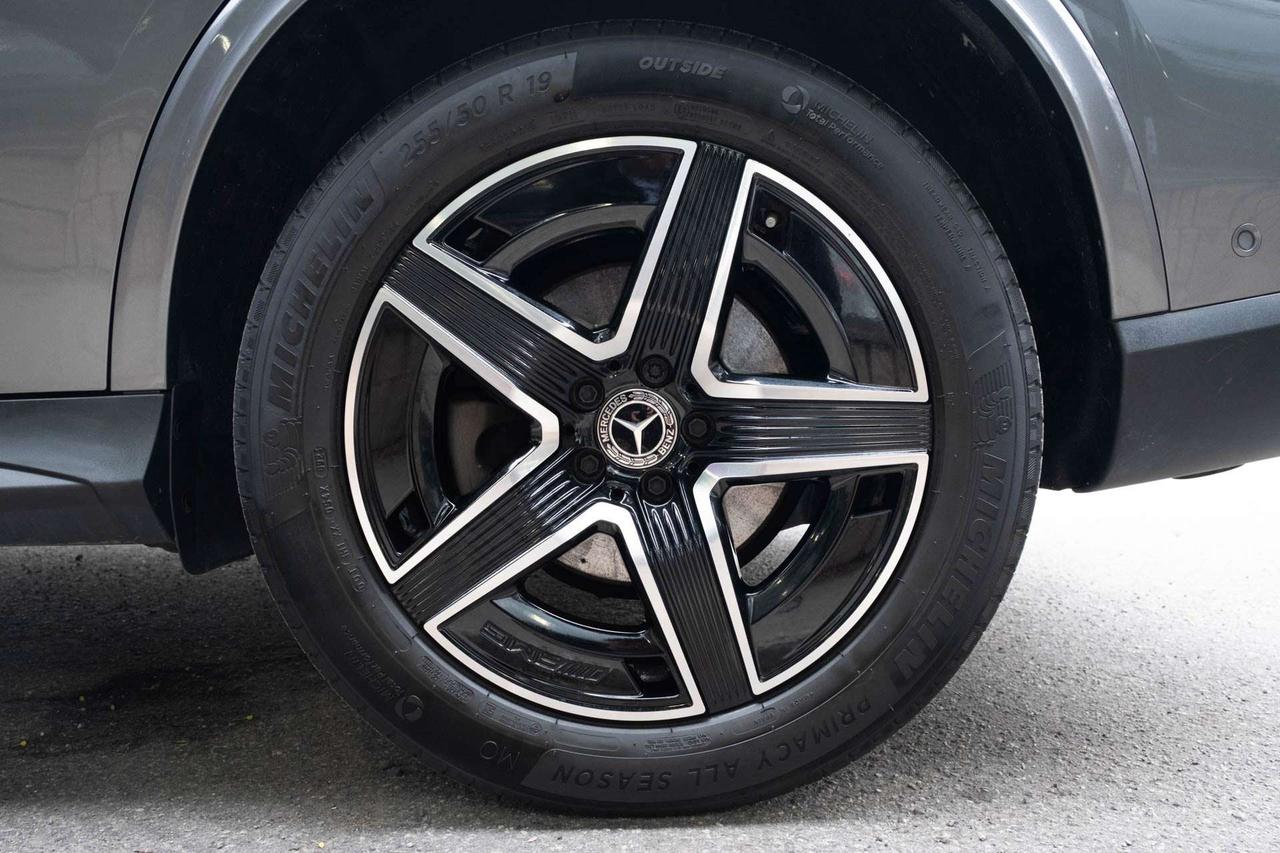 2023 Mercedes-Benz GLC GLC300 4MATIC Photo