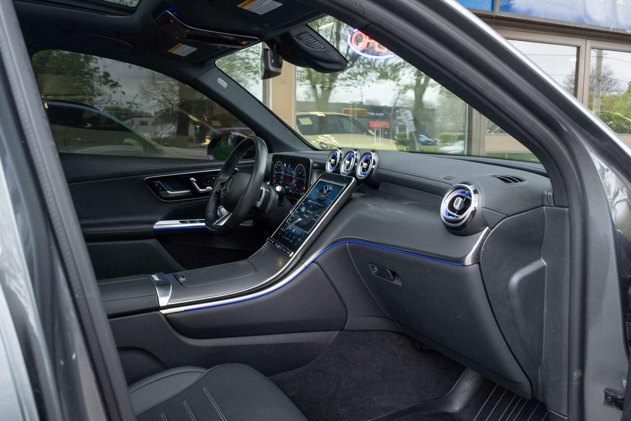 2023 Mercedes-Benz GLC GLC300 4MATIC Photo
