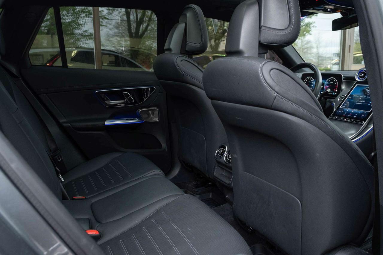 2023 Mercedes-Benz GLC GLC300 4MATIC Photo