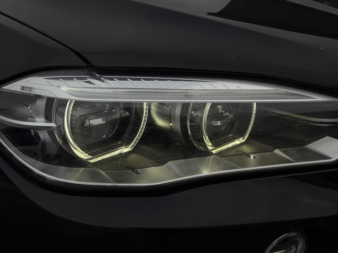 2015 BMW X6 xDrive50i Photo