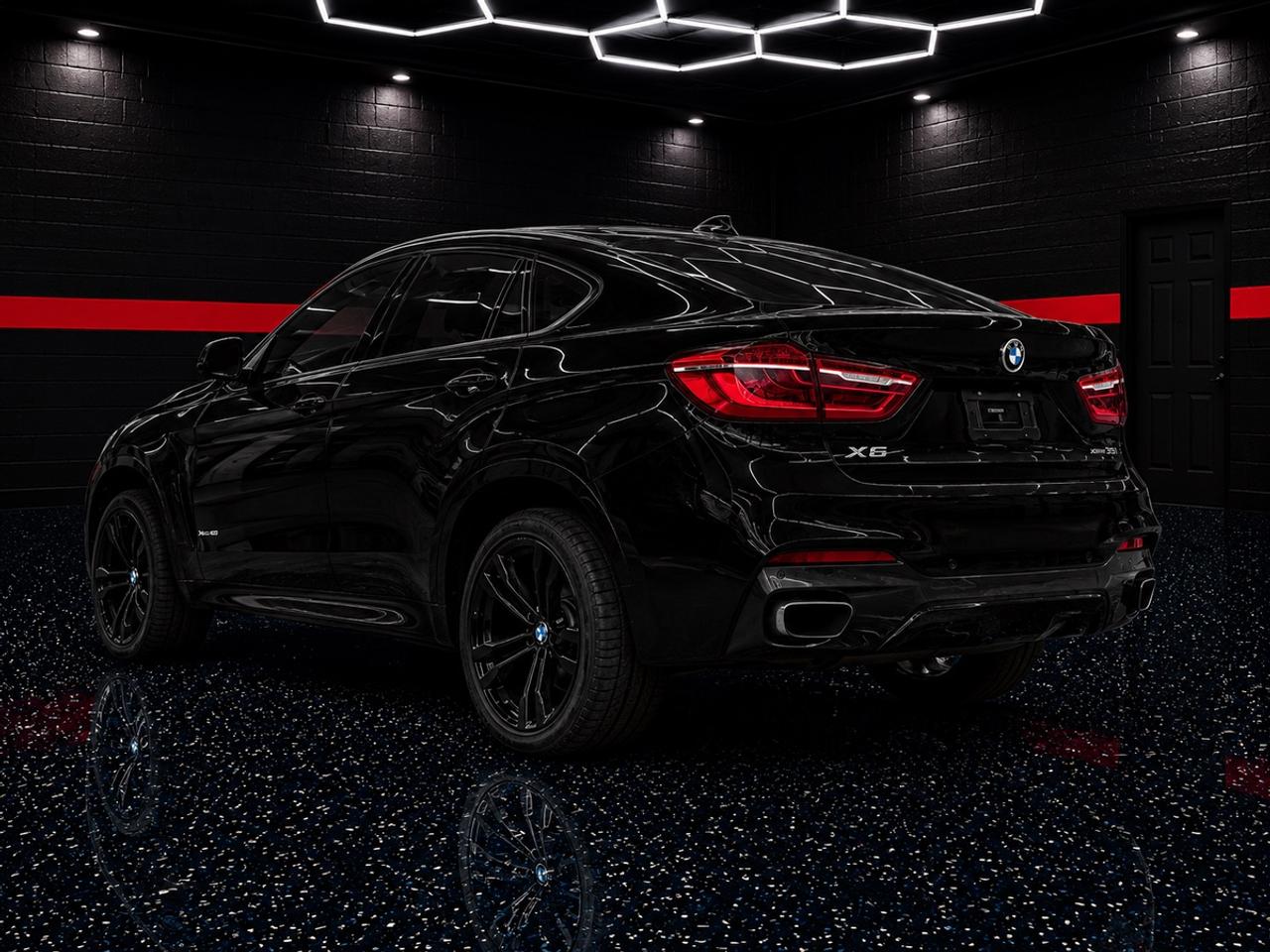 2015 BMW X6 xDrive50i Photo