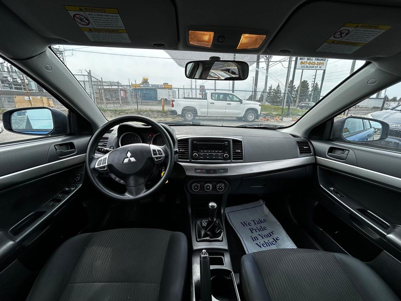 2015 Mitsubishi Lancer ES Photo
