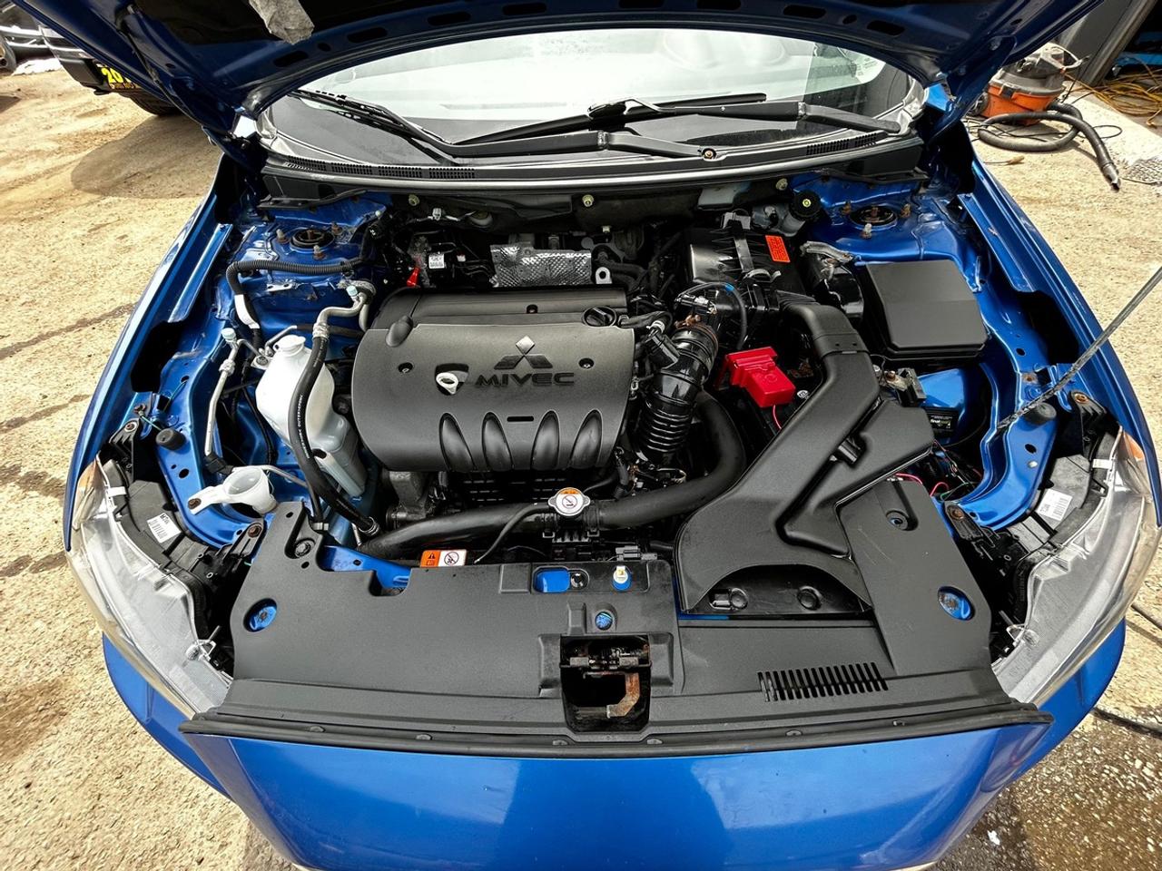 2015 Mitsubishi Lancer ES Photo
