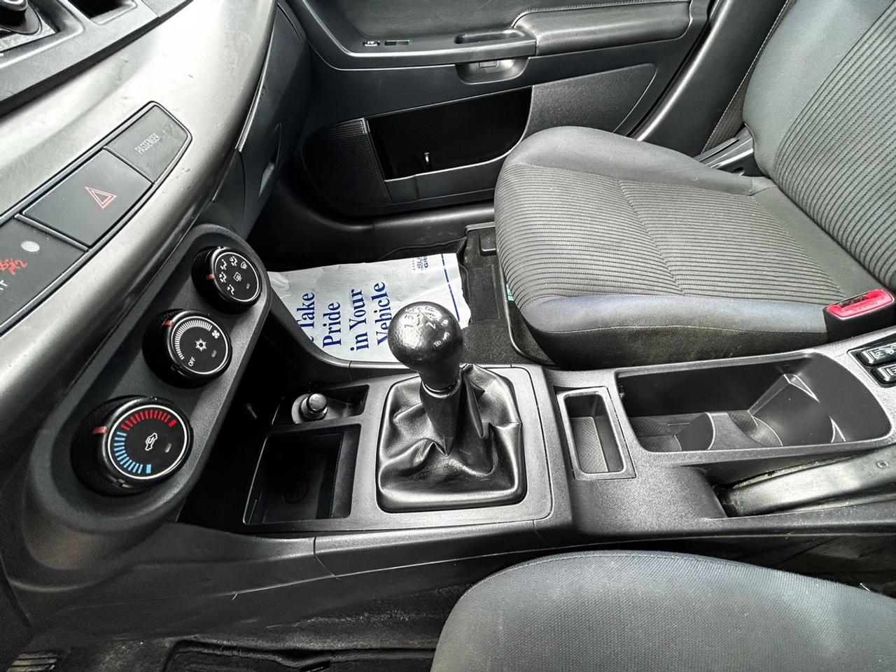 2015 Mitsubishi Lancer ES Photo