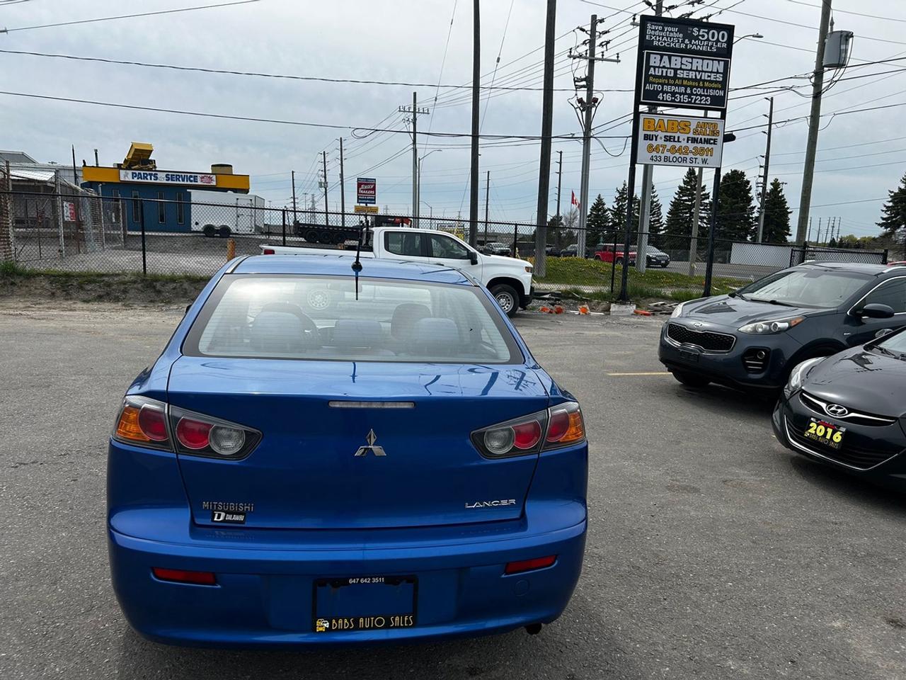 2015 Mitsubishi Lancer ES Photo