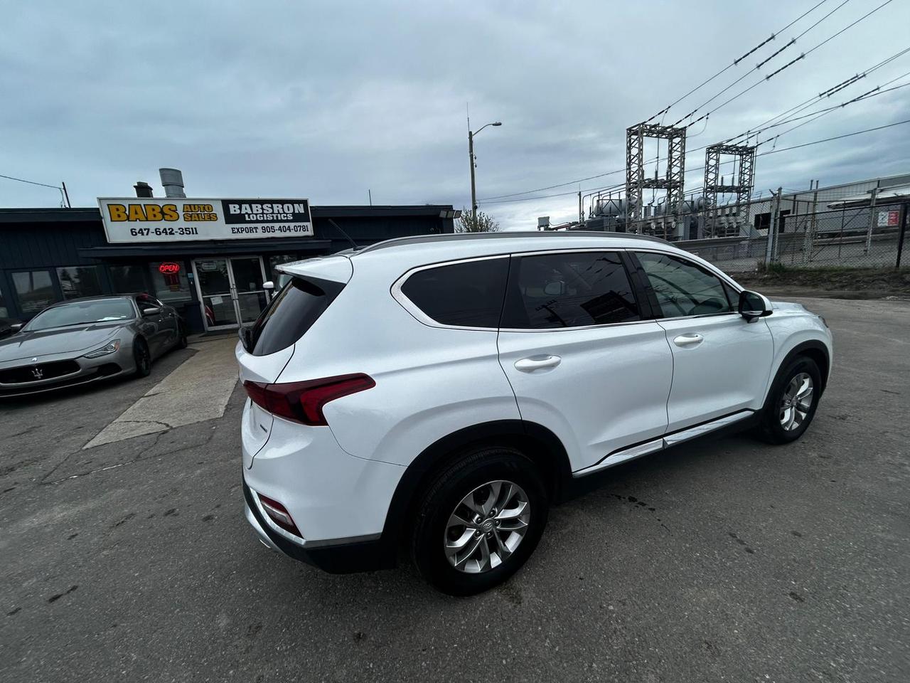 2019 Hyundai Santa Fe SE Photo
