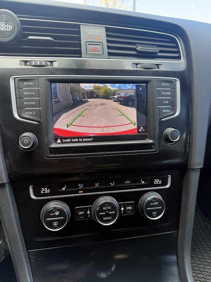 2016 Volkswagen Golf GTI  Photo