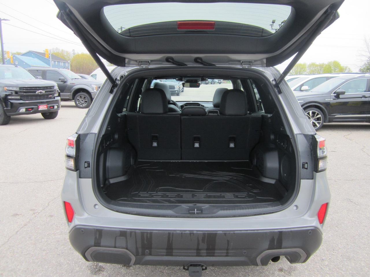 2026 Subaru Forester Limited AWD LOADED ONE OWNER NO ACCIDENTS Photo