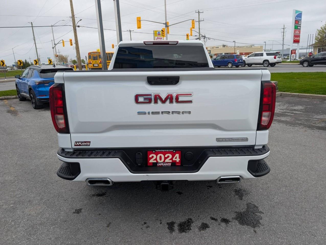 2024 GMC Sierra 1500 Crew Cab Standard Box 4-Wheel Drive Elevation Photo4