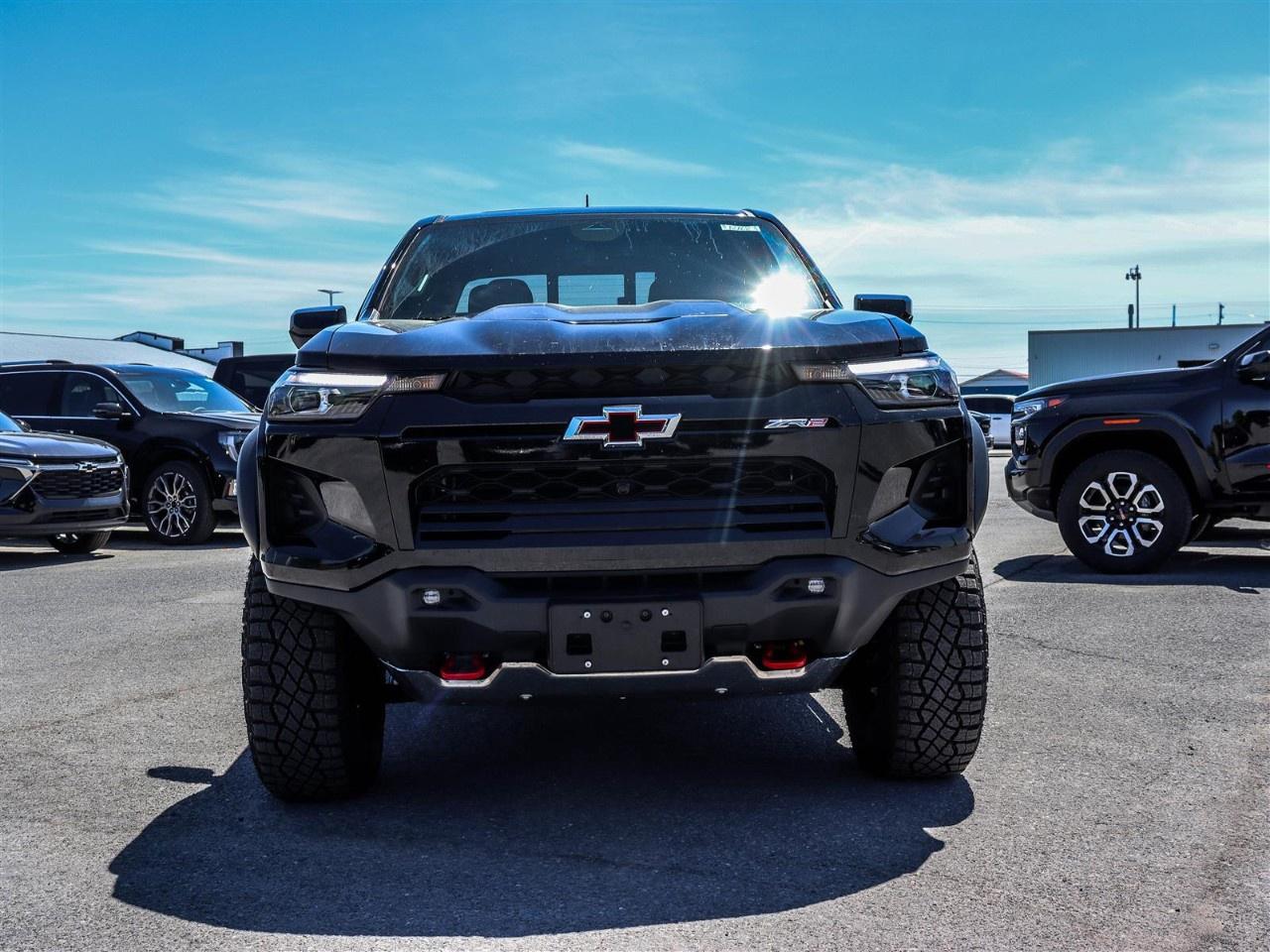 2026 Chevrolet Colorado Crew Cab Short Box 4-Wheel Drive ZR2 Photo