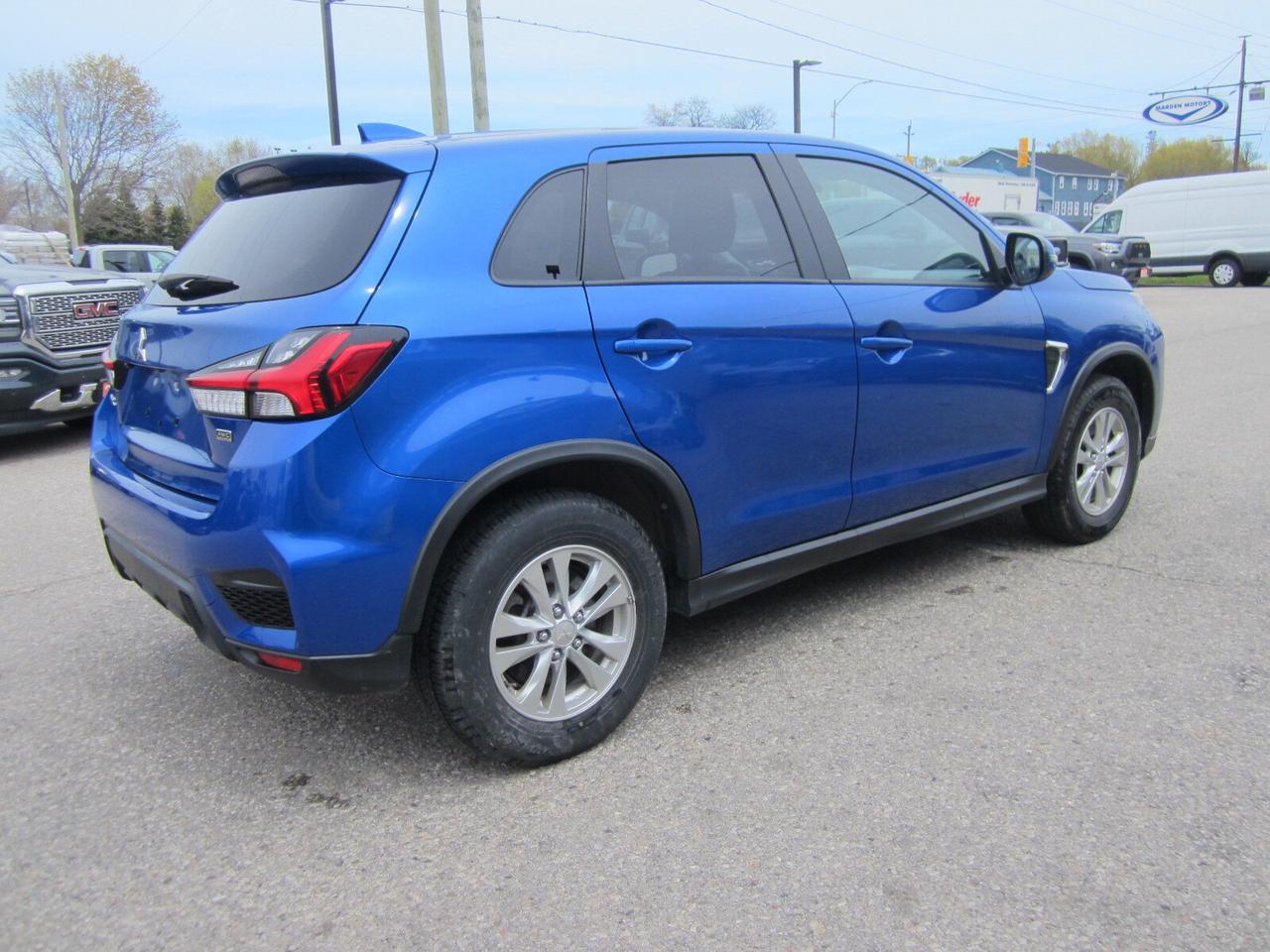 2024 Mitsubishi RVR SE AWC ONE OWNER RENTAL NO ACCIDENTS Photo