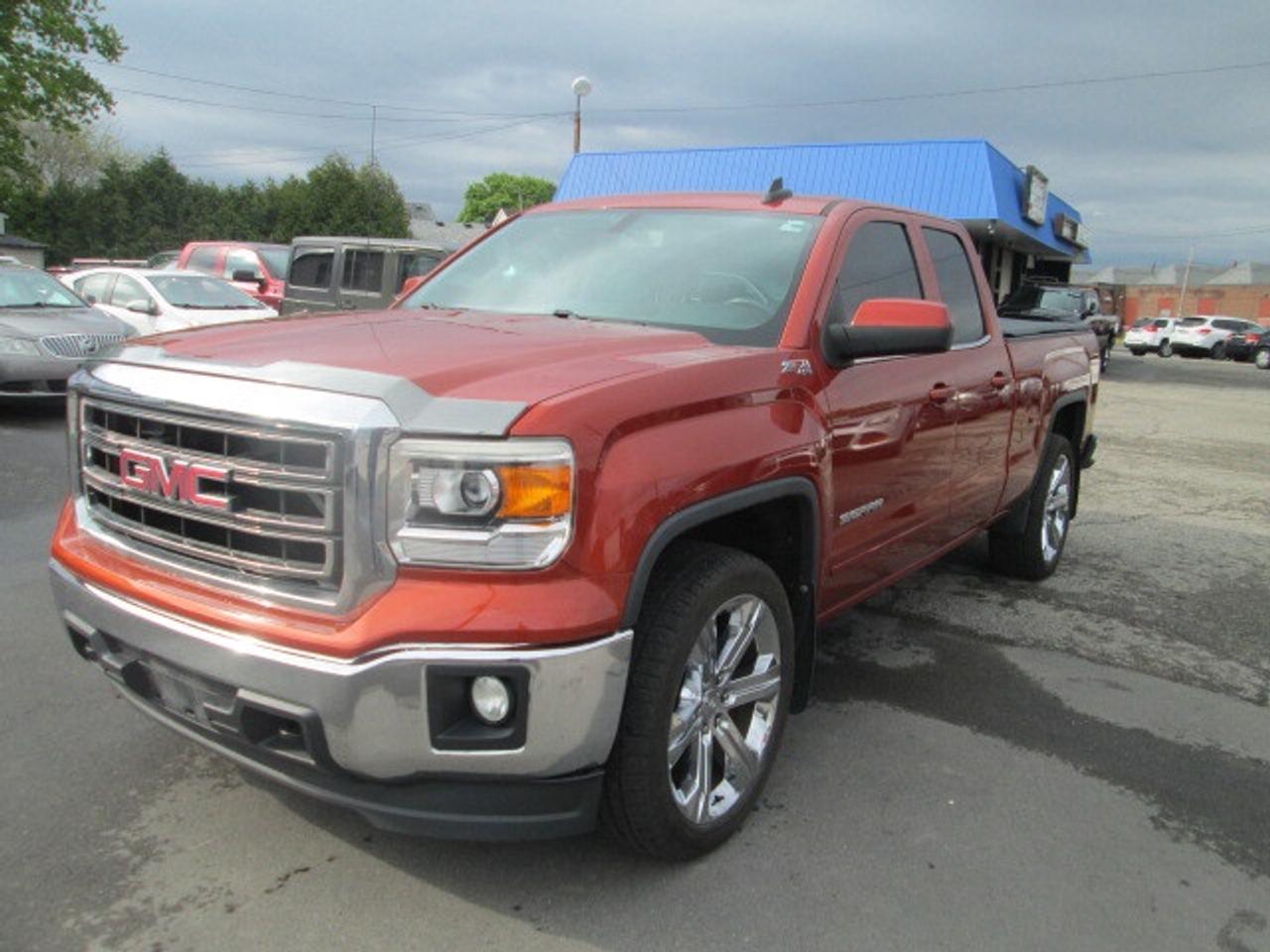 2015 GMC Sierra 1500 4WD Double Cab 143.5  SLE, Back Up Camera, Cover Photo0