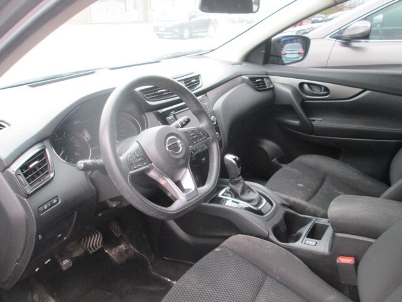 2019 Nissan Qashqai FWD S CVT, Back Up Camera, Heated Seats Photo