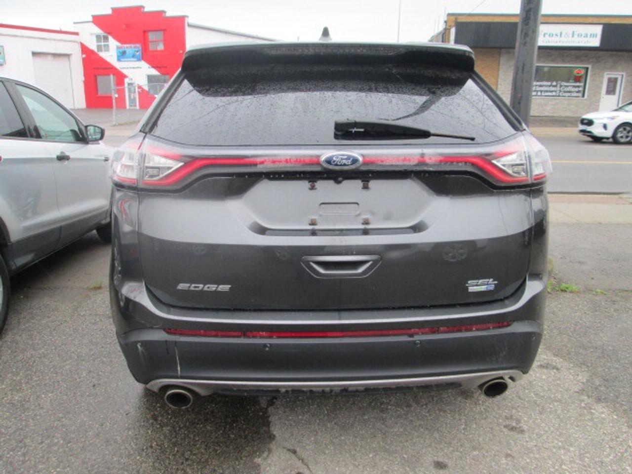 2016 Ford Edge 4dr SEL AWD, Leather, Navigation Photo3